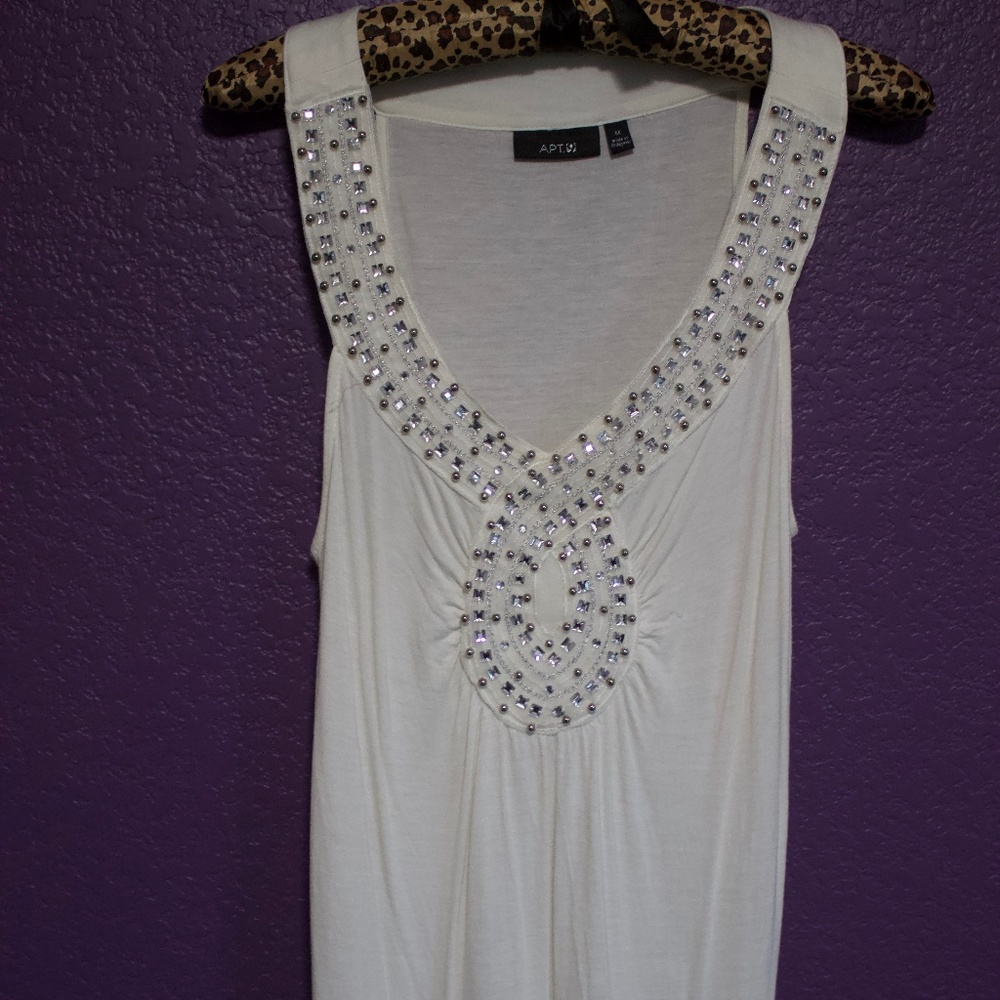 Apt 9 Off-White blouse with Rhinestones